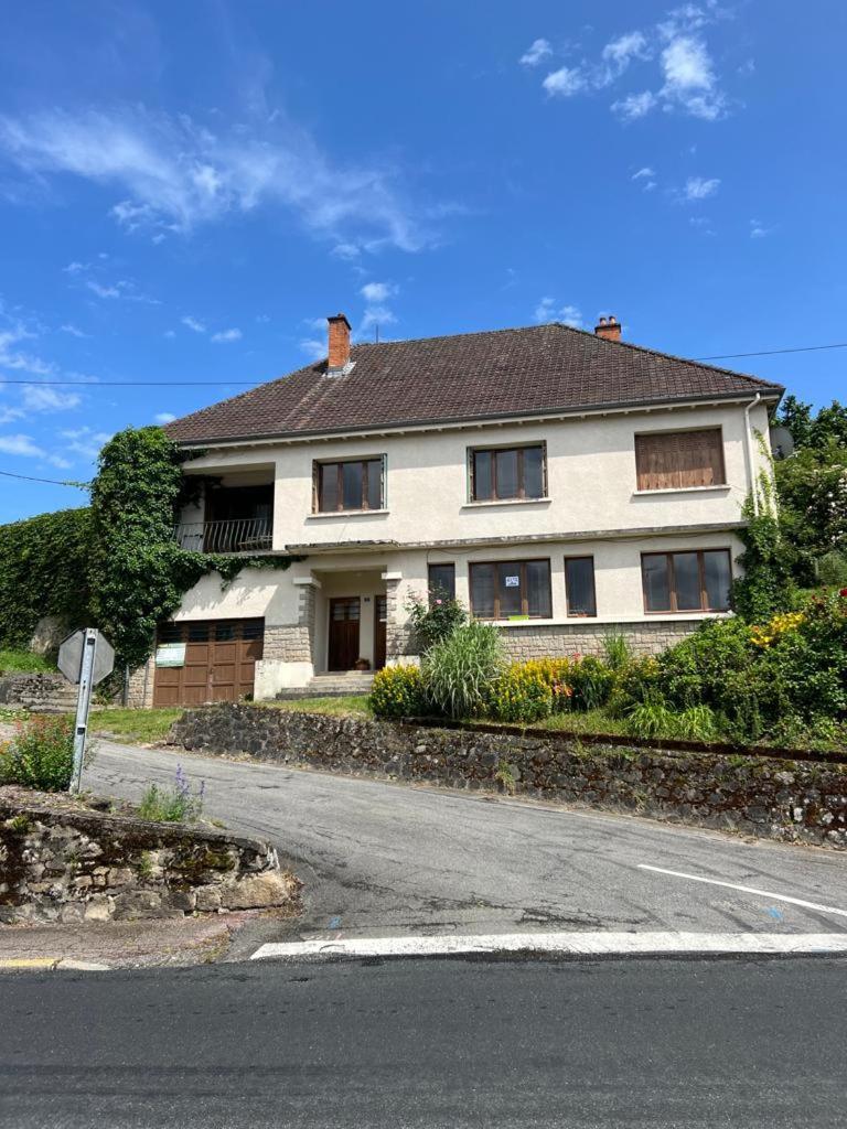 Chez Henry Apartment Peyrat-le-Château Екстериор снимка
